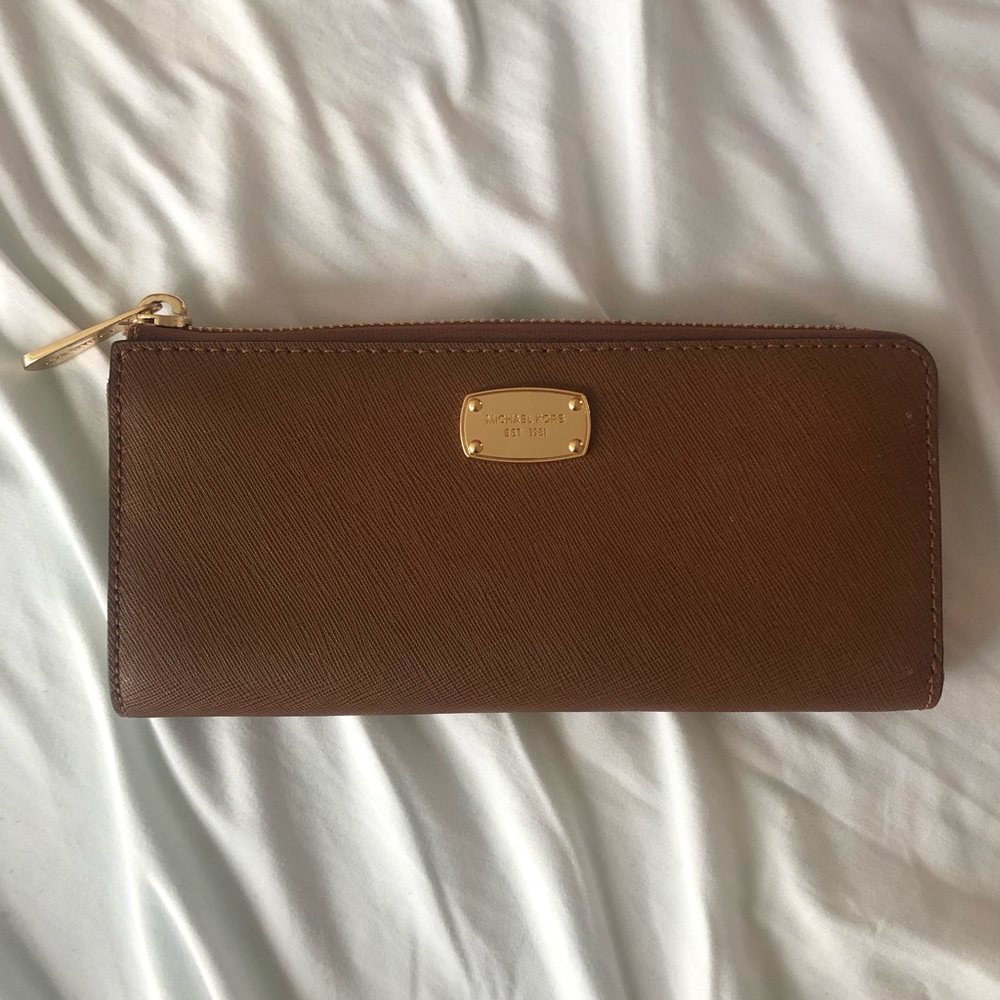 Brown Michael Kors Continental Wallet